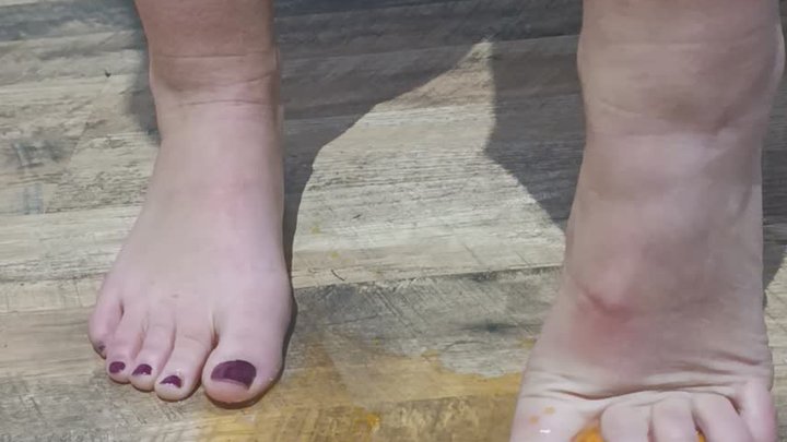 Messy feet, destroying food.