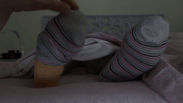 The strange night of two tired nurses ( 1 PART MP4 - MOBILE VERSION )
