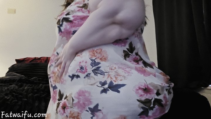 Late night belly in motion
