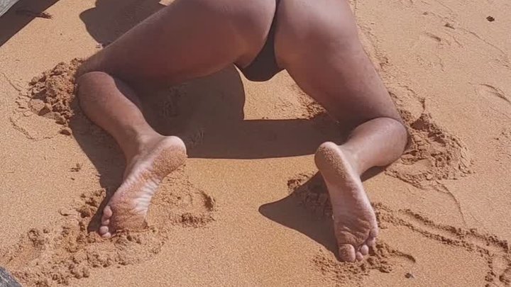 Ladysilva hot ass sexy on The beach 01