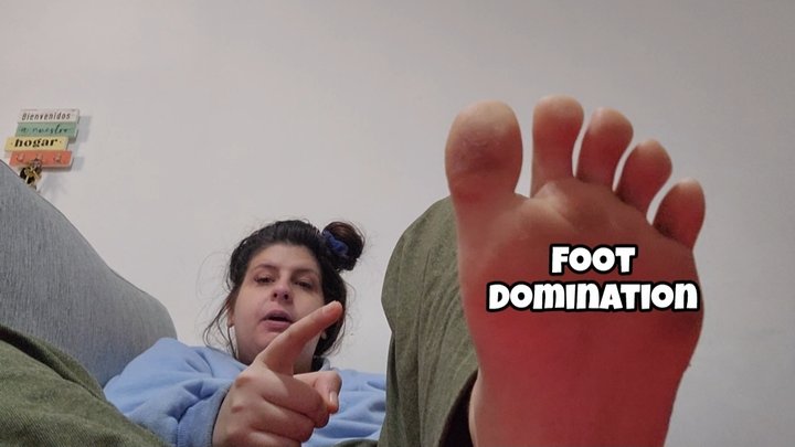 Bilingual Foot Domination - Worship & Suck My Feet in English & Spanish
