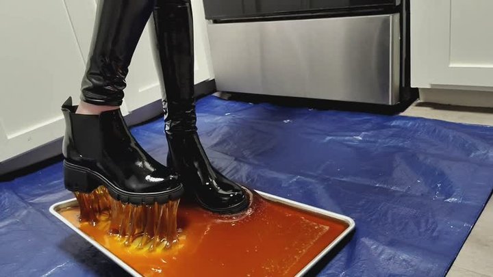 Cyberstuck Traprunner: The Whole Sticky Affair