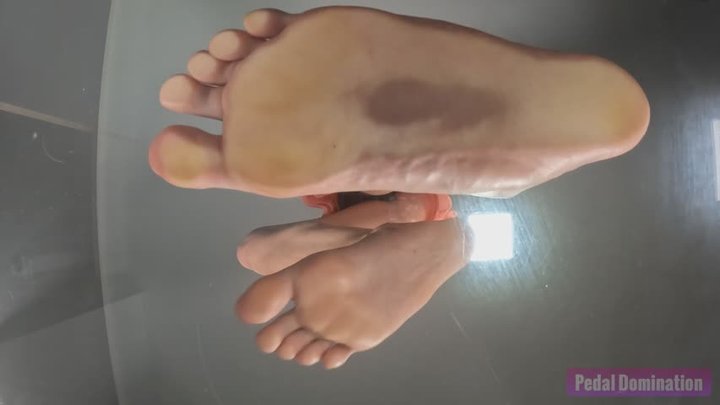 Stay Under My Giantess Feet - 4K MP4