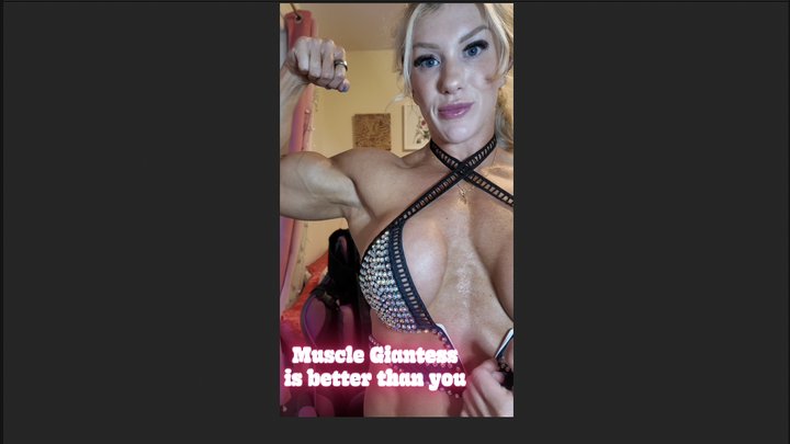Muscle Giantess is better than you