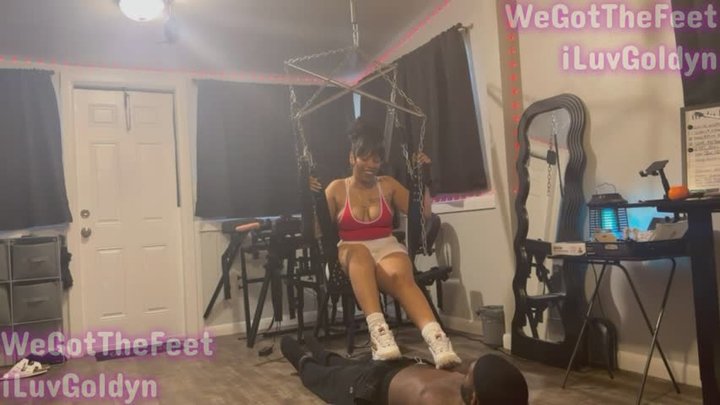 MINDLESS FOOTFREAK PART 1