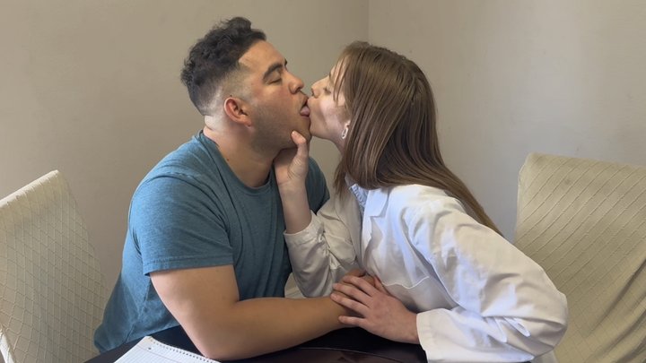 Kinky Blonde Doctor, Lucy Foxx Sucks Tongue with Male Interns Tongue | Tongue Fe