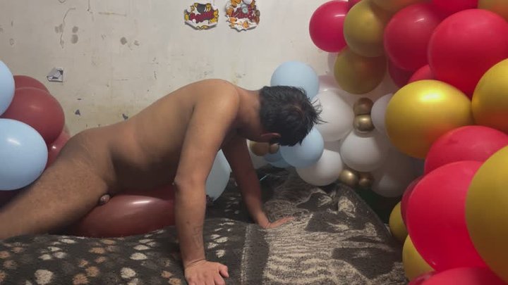 Fast pop ,cum and blow balloons