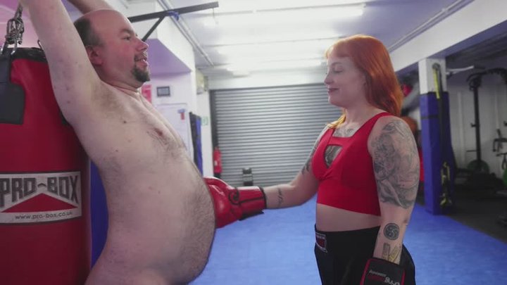 Brutal Beatdown: Mel Fire and the Human Punching Bag (720 EN) - Boxing - Belly P