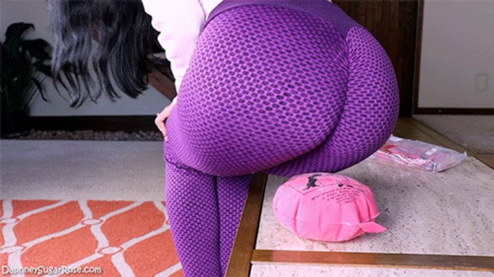 Booty Blasting Whoopee Cushion Fart Sounds & Silly Faces - mP4