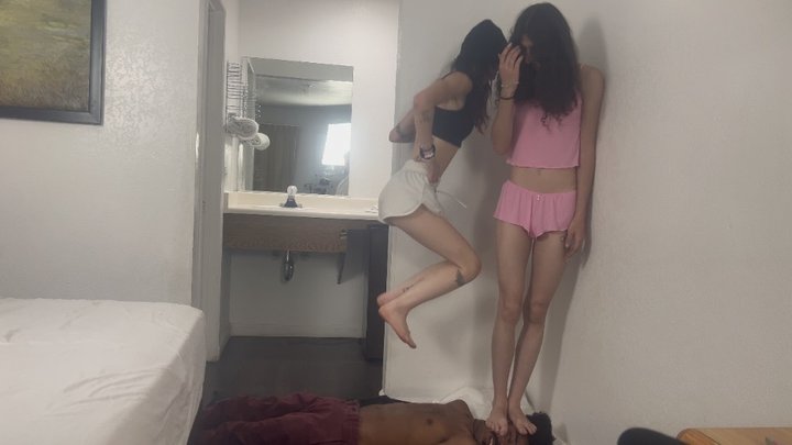 Maxxi Introduces Friend To Trampling