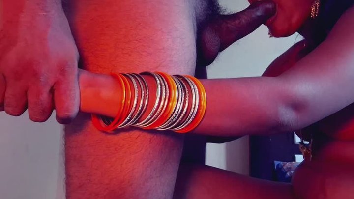 Sexy Romantic Kiss and Blowjobs