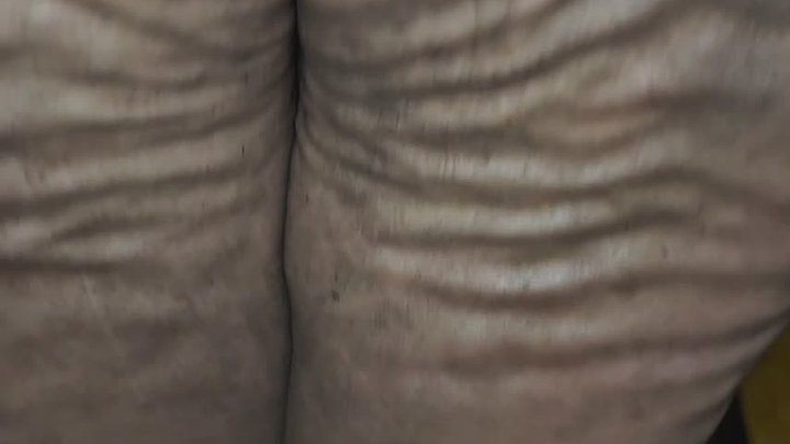 Kiss my dirty feet!