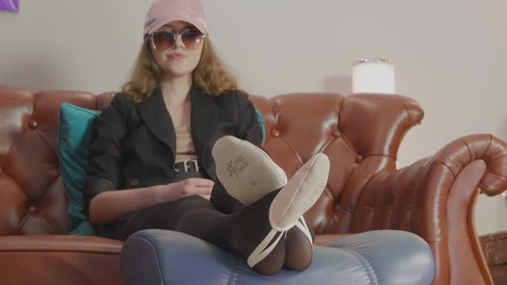 Stella In Special Clip For Foot Fetishist - Half Ballet Shoes And Dark Pantyhose