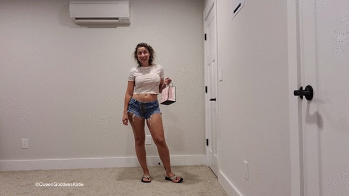 QueenGoddessKatie delights you with a panty haul from Her shopping trip