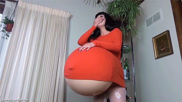 Hungry Hungry Party Girl Swallows Everyone She Meets - mP4