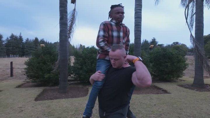 Muscle & Giant Lift and Carry Tiny Twink Off the Ground – FULL COMBO PACK