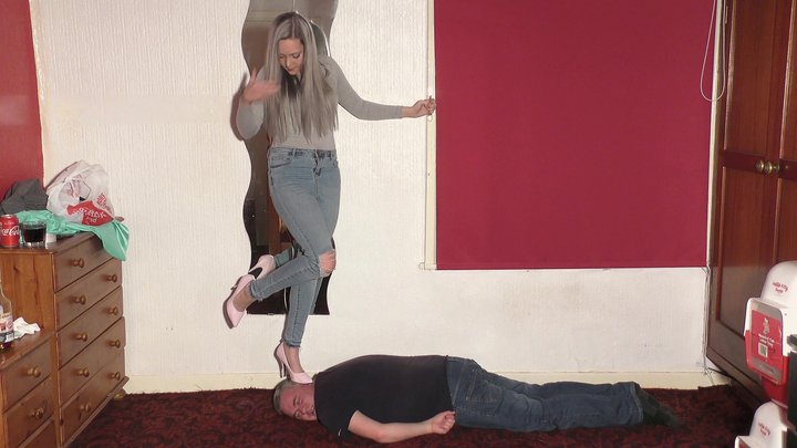 Dancing Sophie 662