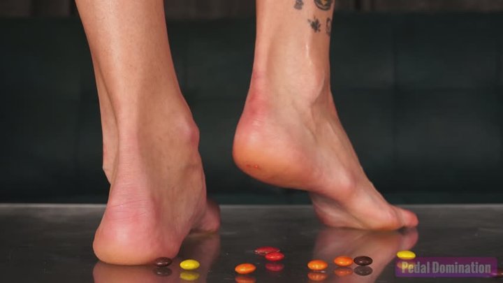 Cady Crush Under Big Feet - 4K MP4