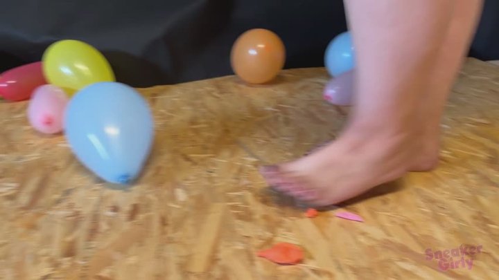 Sneaker-Girl Ella - Balloon Party