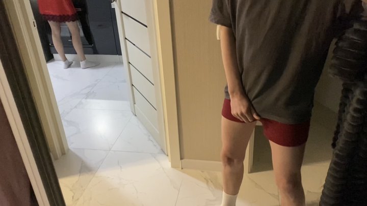 Stepsister Fucked on the Kitchen Table Before Dinner