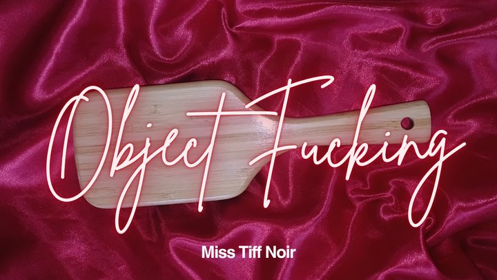hair brush fucking, sucking and spanking - object insertion