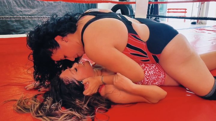 Passionate Poolside Duel!? Fenix vs Sheeva | Pro-Style Wrestling & Submission Dr