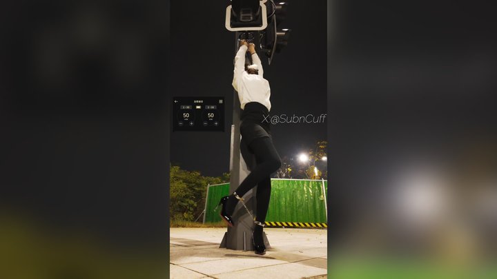 SubnCuff_OutdoorOLTimerSuspendedCuffsShockPlay1206