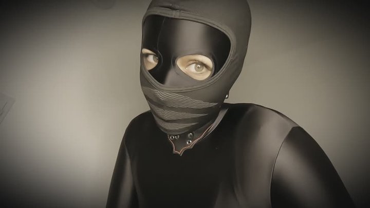 Getting Ready for a Robbery Vlog