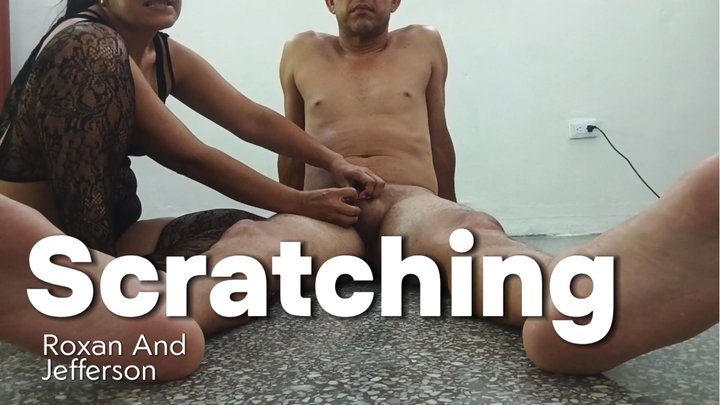 I use my nails to scratch my lover's balls (T)