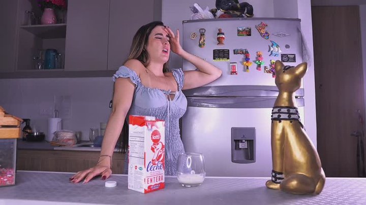 Sneezing-women