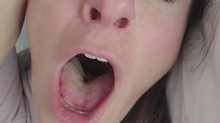 Yawns with Sasha