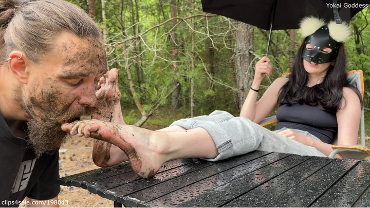 Muddy bare feet worship and humiliation