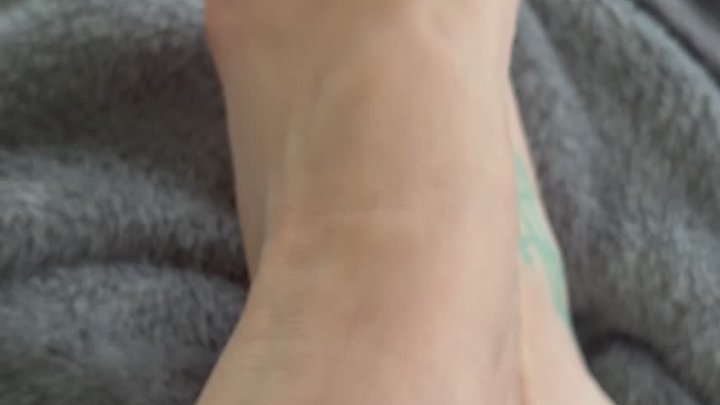 Close up toes