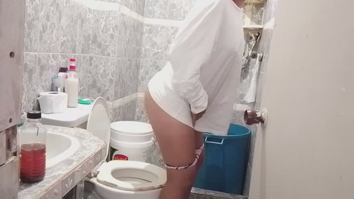 Peeing right after waking up, oops! I peed a little in my panties...want to see?