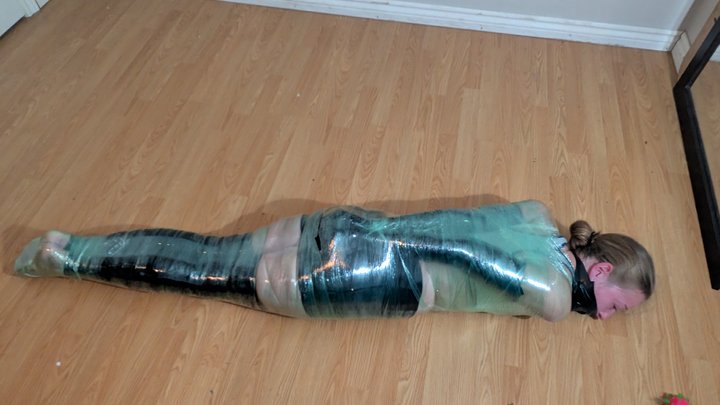 Mummified so tightly she tapped out