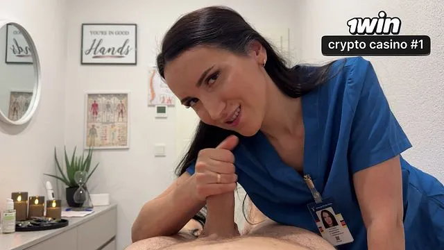 Stepmom Masseuse's Oral Knee Relief