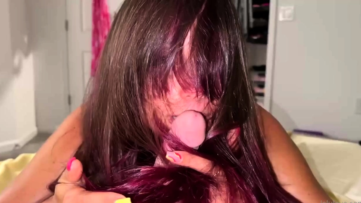 Amateur MILF blowjob cumshot