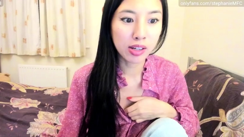 Hottest Amateur 19yo Blonde Teen going solo on Webcam