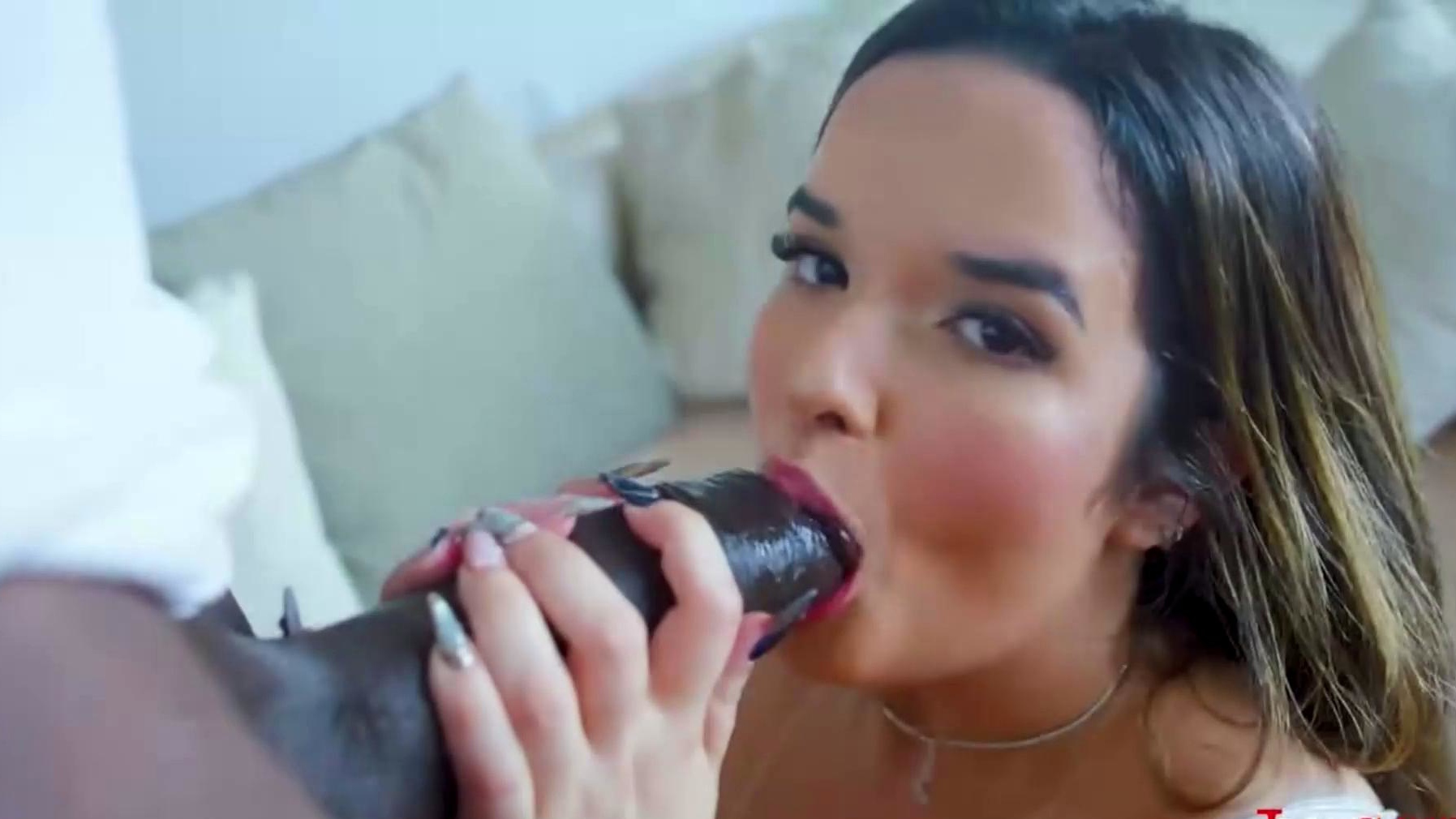 Bianca Belle- Simply Alluring