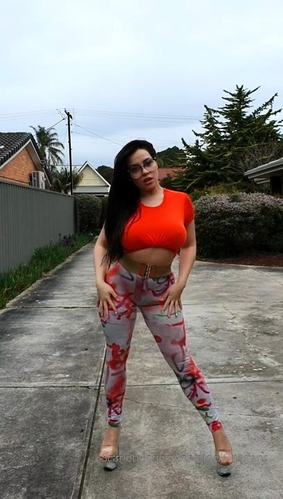 German Amateur Babe Outdoor Anal Masturbation