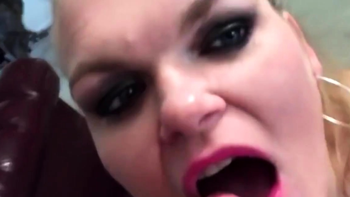 teen Jenna Jaymes Blows The Door To Door Salesman 1080p