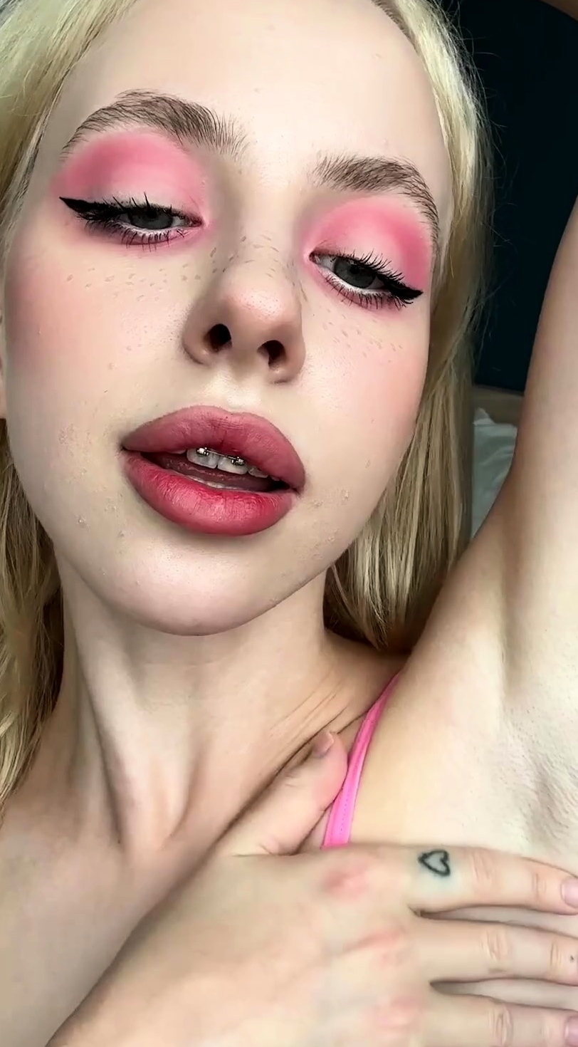 Obese EXGF Close Up Oral Job Sex Cook Jerking Cum Taste
