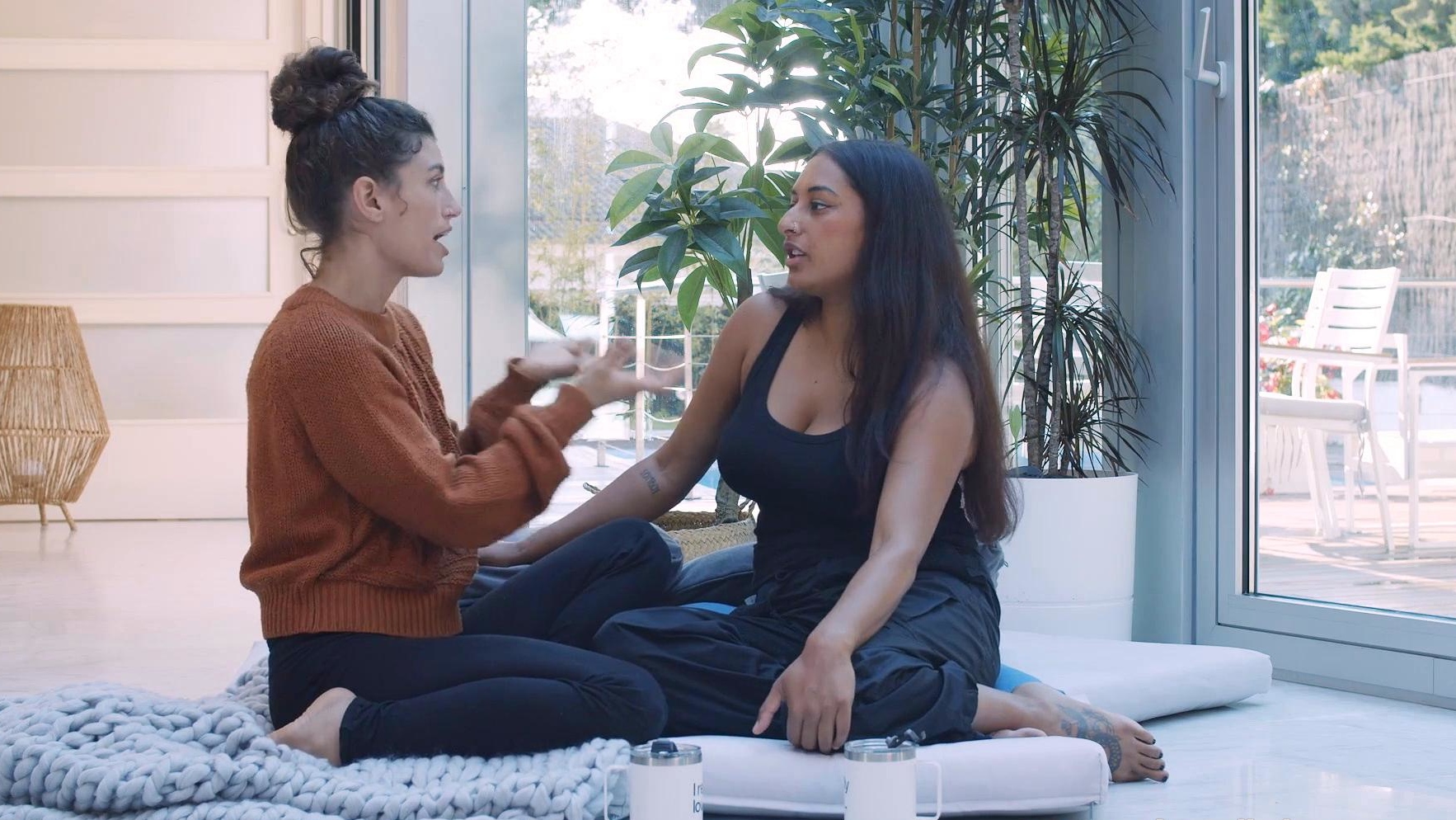 Squirting With Julia Trailer 1