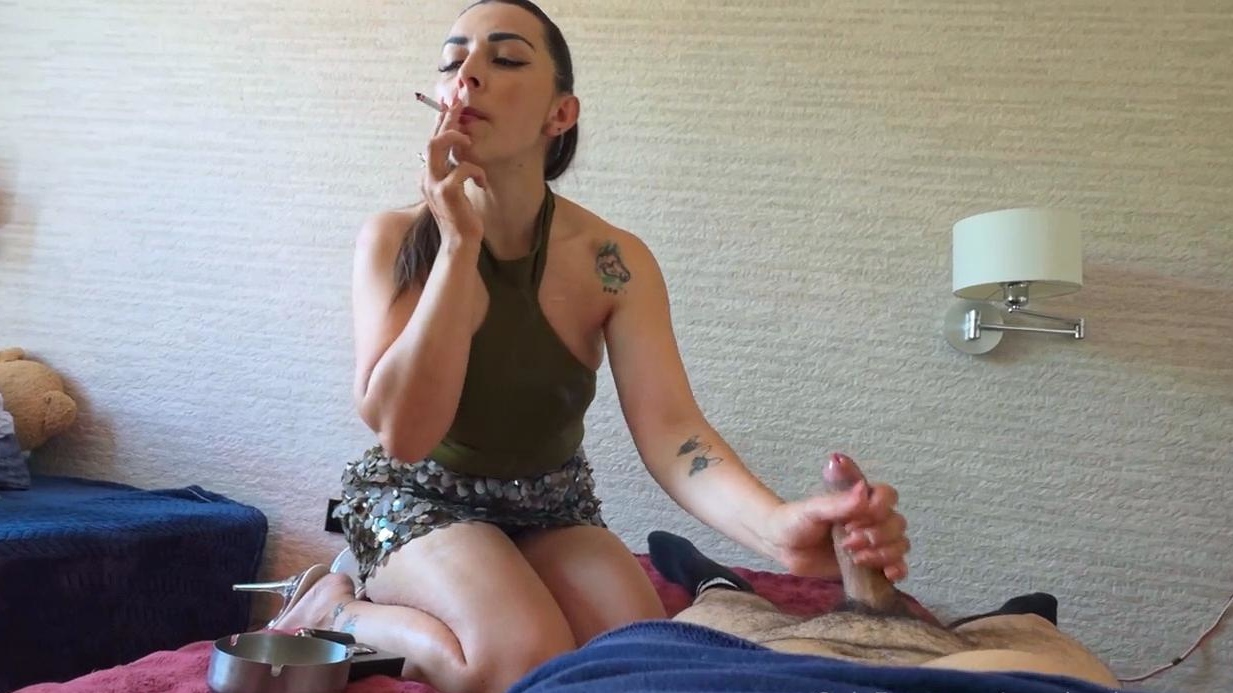 Cfnm femdom babes give handjob to black guy
