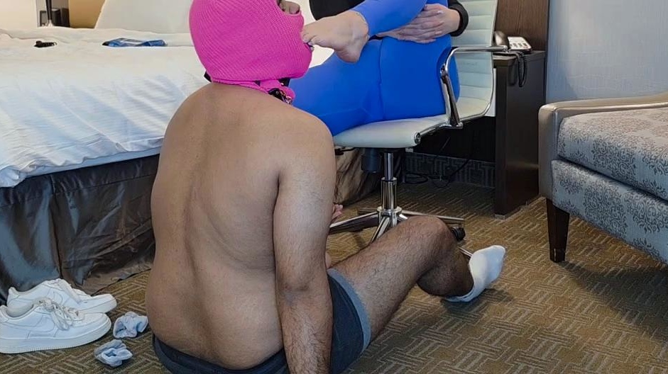 WorshipAriana - Real Session: Facesitting With A Side Of