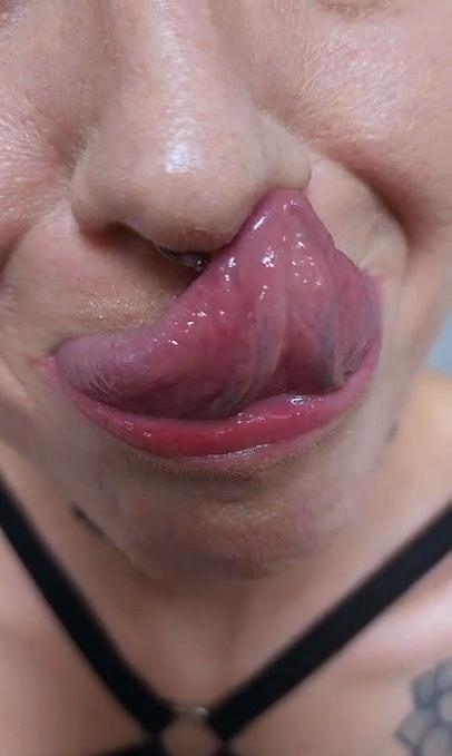 Twisted Flicker - Long Tongue Fetish Close Up Tongue Tricks
