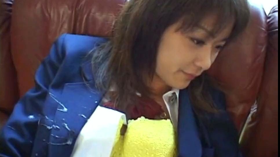 Cutie Japanese Blowjob and Masturbate