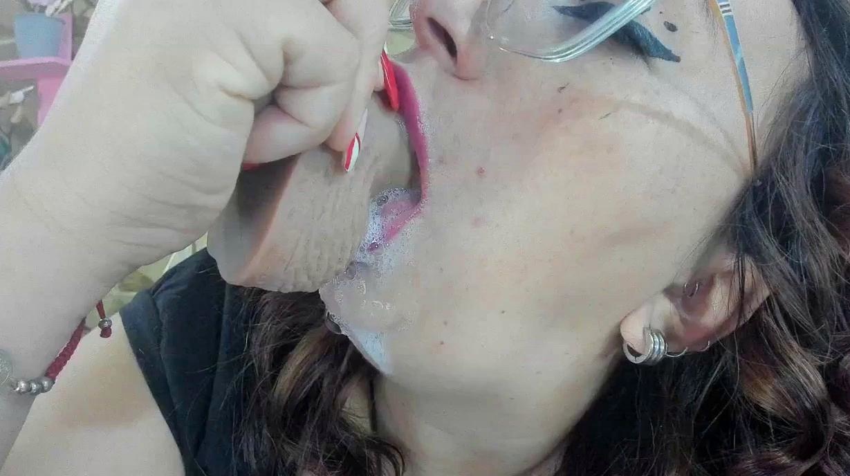 saliva tongue of bad_auro