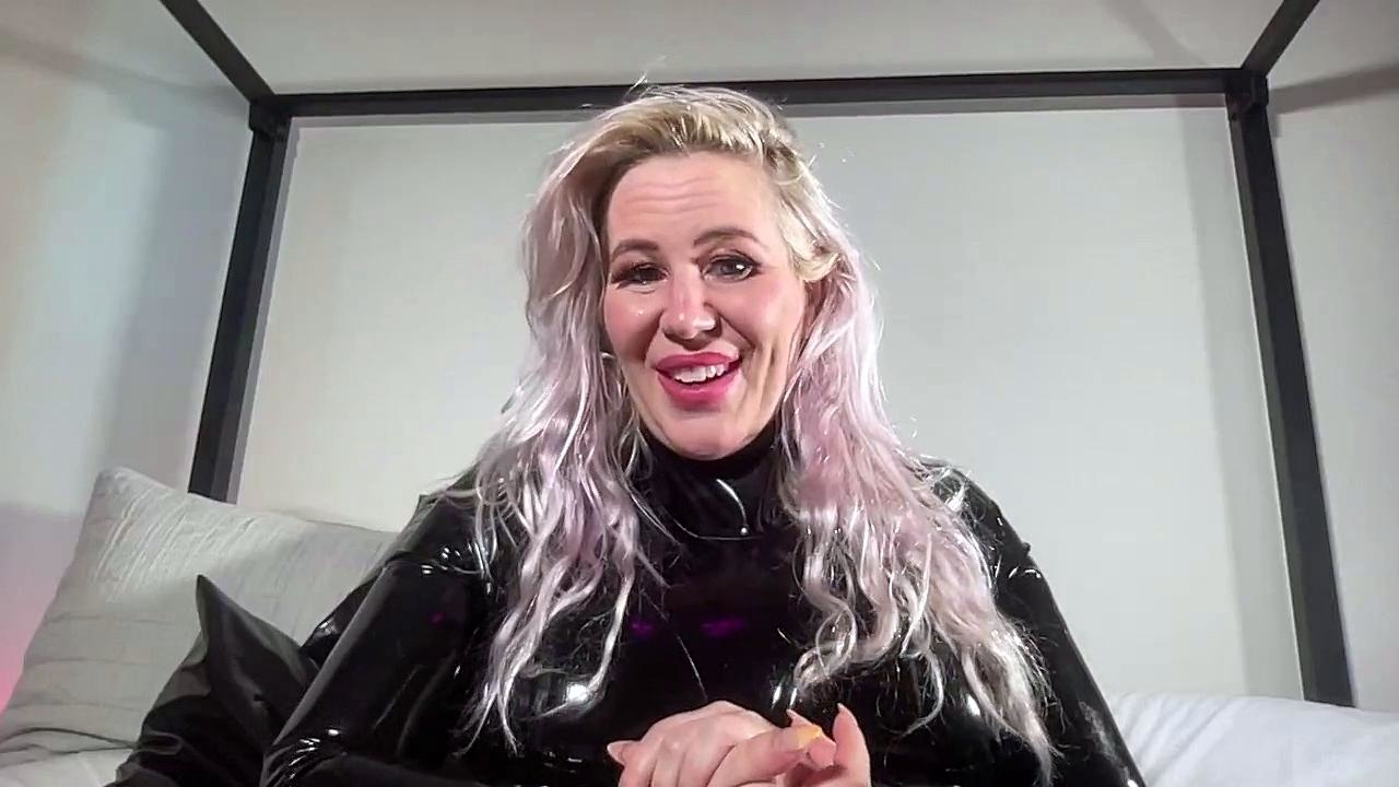 Slutty latex babes licking and masturbating
