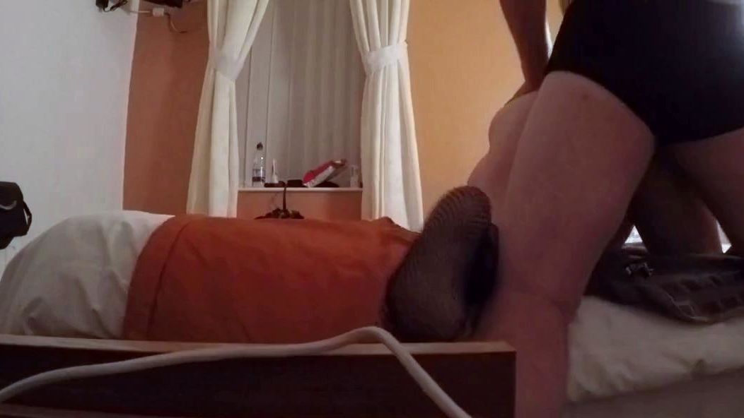 A Night in a British Hotel